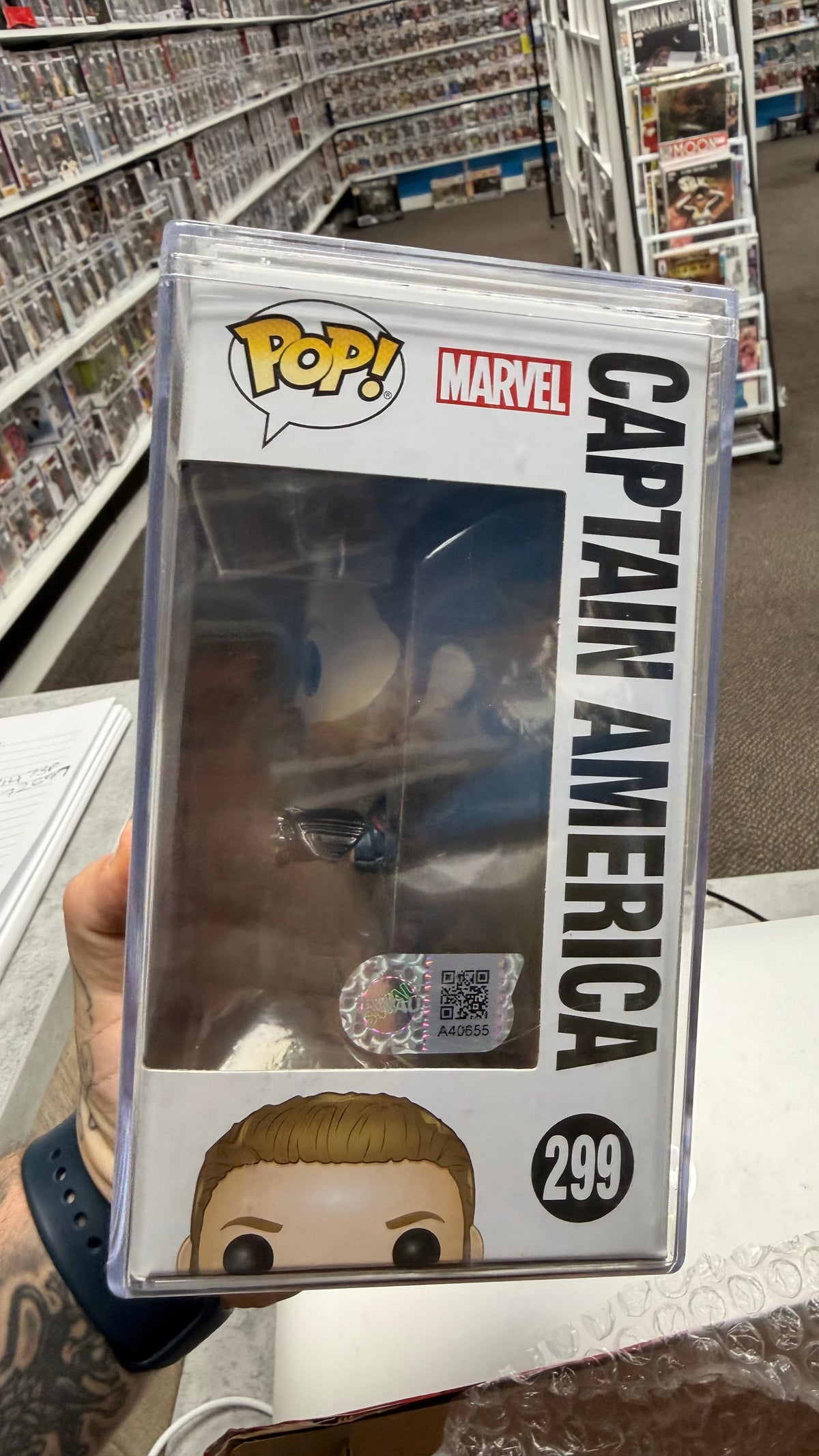 Chris Evans Signed Captain America Funko Pop! #299 – Avengers: Infinity War – ACOA