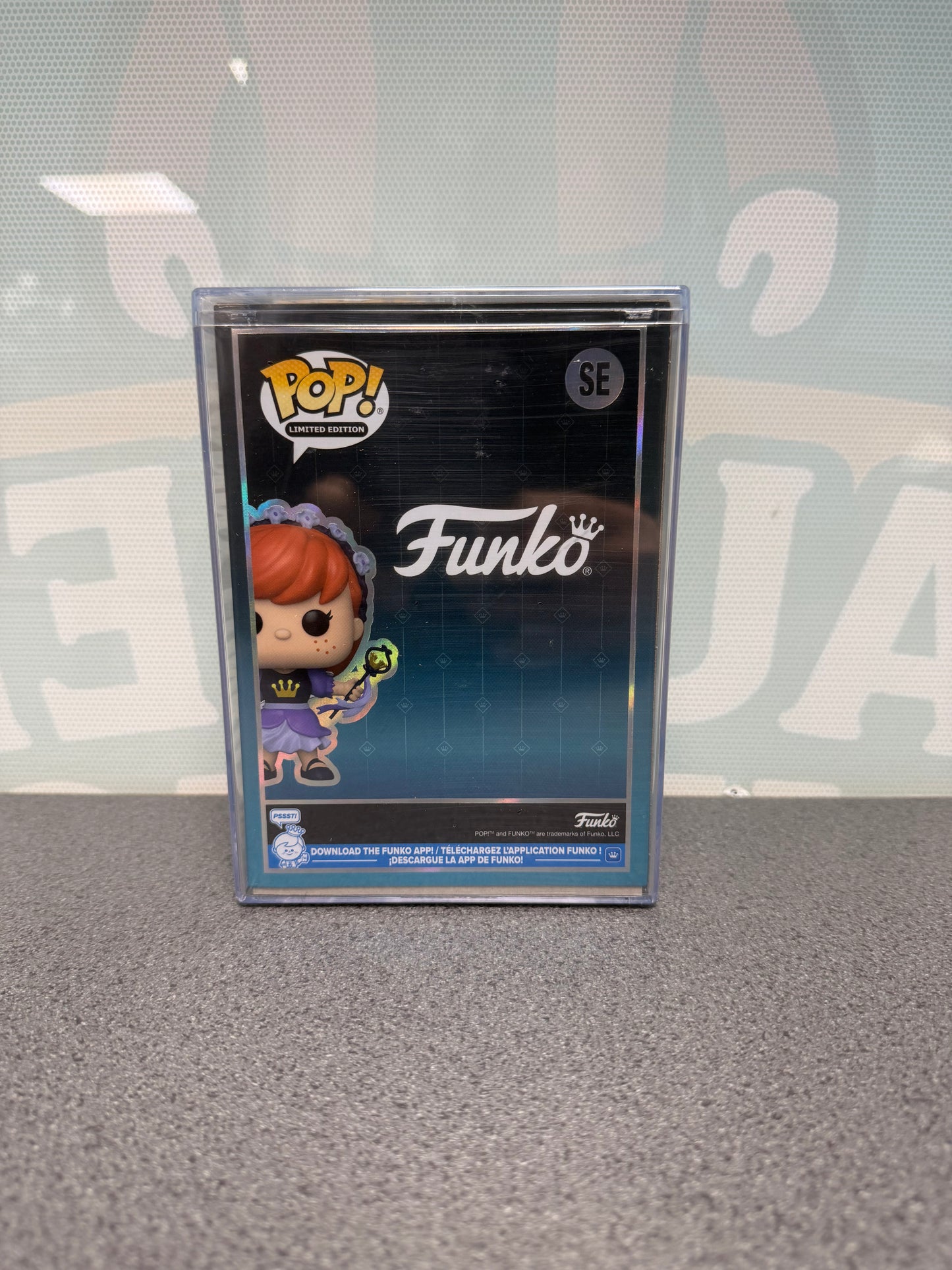 Rear of Franny Funko Pop! SE 3500-piece Fall Convention edition packaging