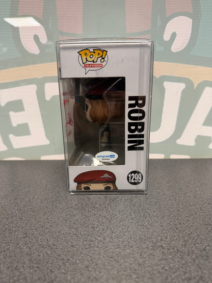 Amybeth McNulty Signed Robin Funko Pop! #1299