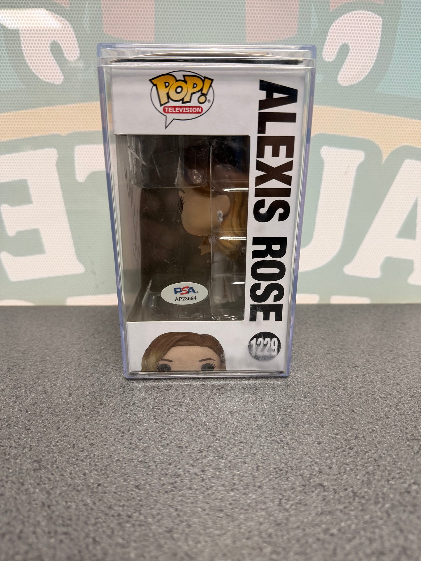 Annie Murphy Signed Alexis Rose Funko Pop! #1229