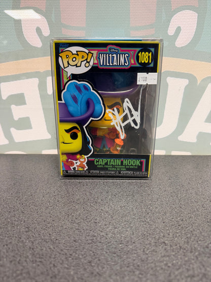 Dustin Hoffman Signed Captain Hook Funko Pop! #1081 – Black Light – SWAU