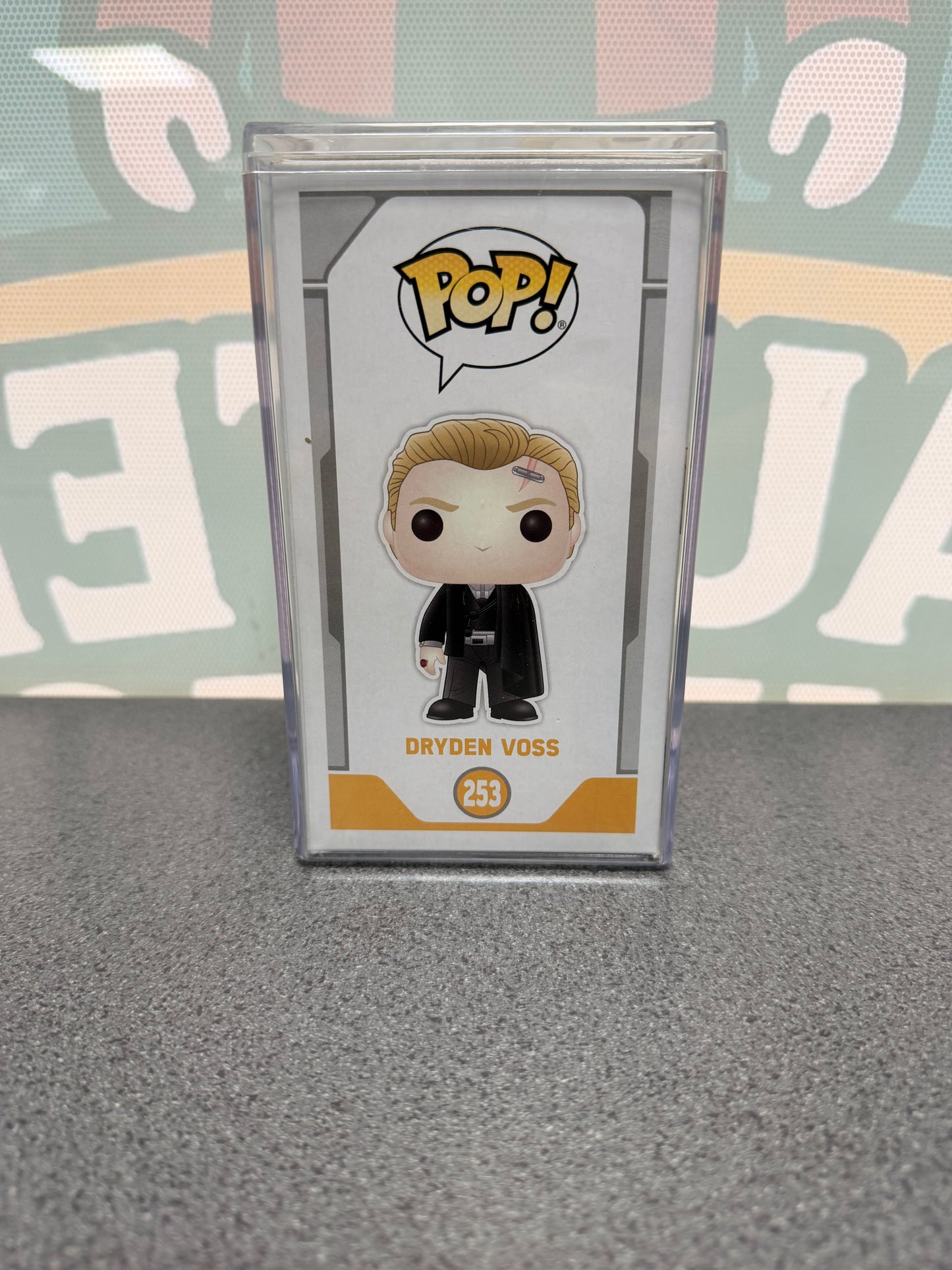 Paul Bettany Signed Dryden Voss Funko Pop! #253 – FYE Exclusive – Beckett