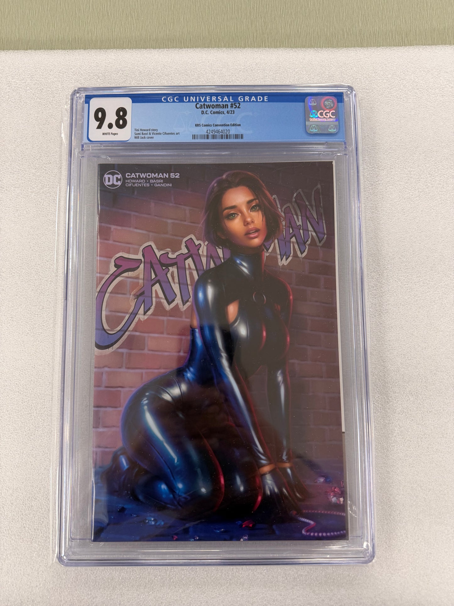 Catwoman #52 CGC 9.8 – Will Jack KRS Comics Convention Variant