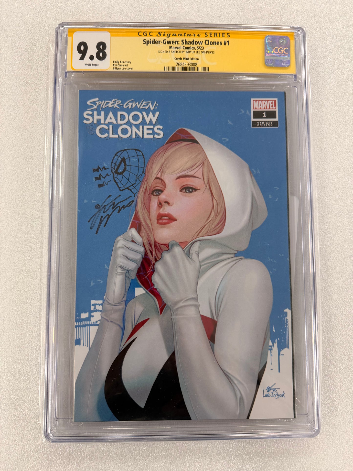 Spider-Gwen: Shadow Clones #1 CGC SS 9.8 – Inhyuk Lee Signed & Sketched – 396/800