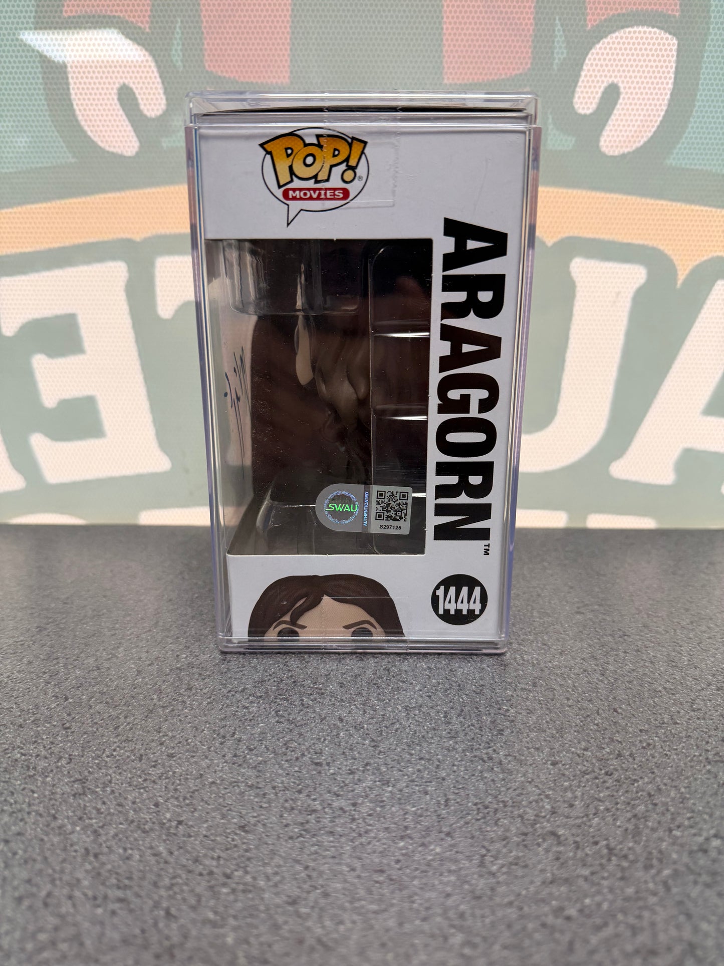 Viggo Mortensen signed Aragorn Funko Pop #1444 – side window with SWAU S297125