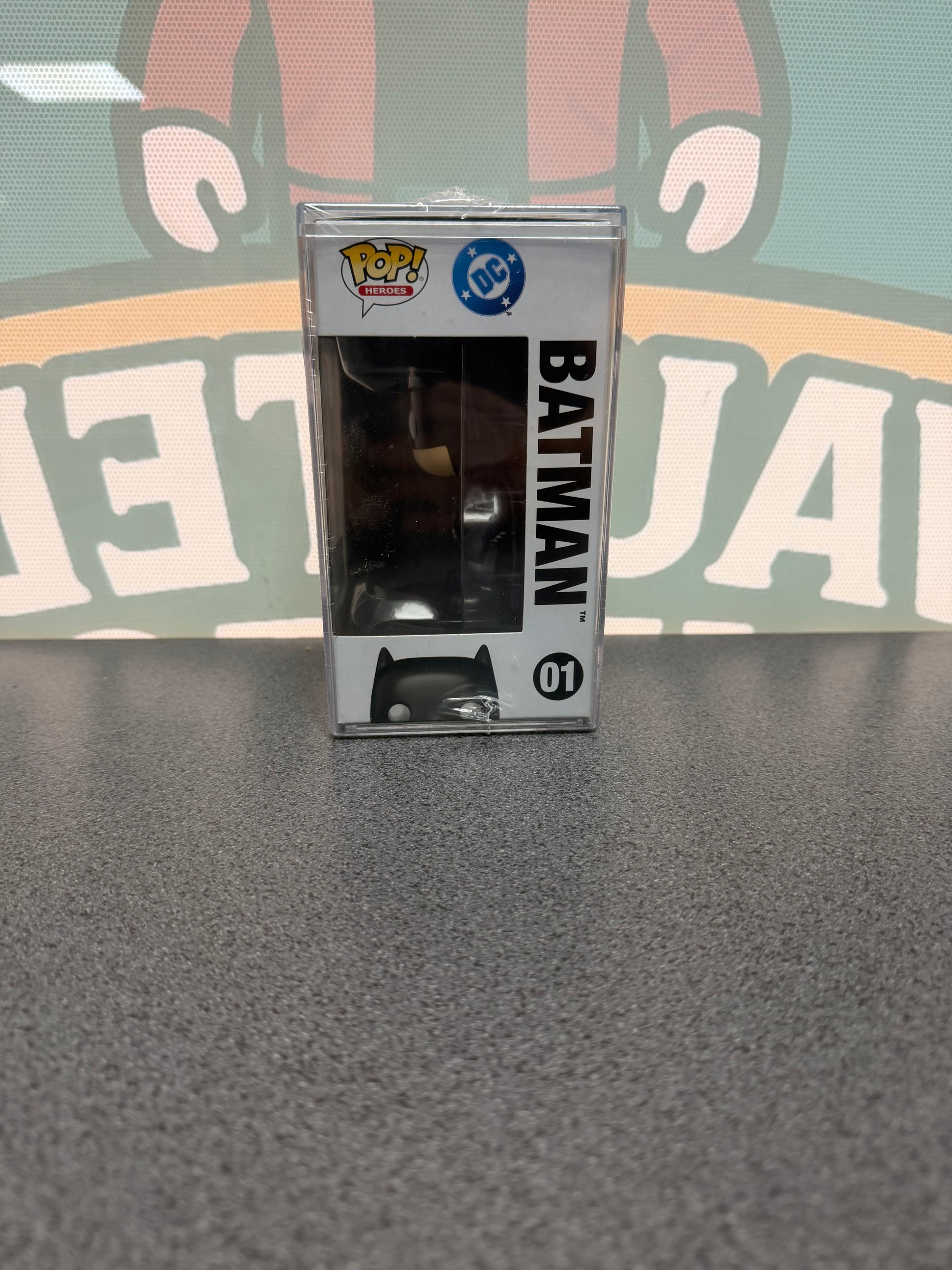 Batman Funko Pop! #01 – 2025 Fall Convention – 2,000 Pieces – window side of box