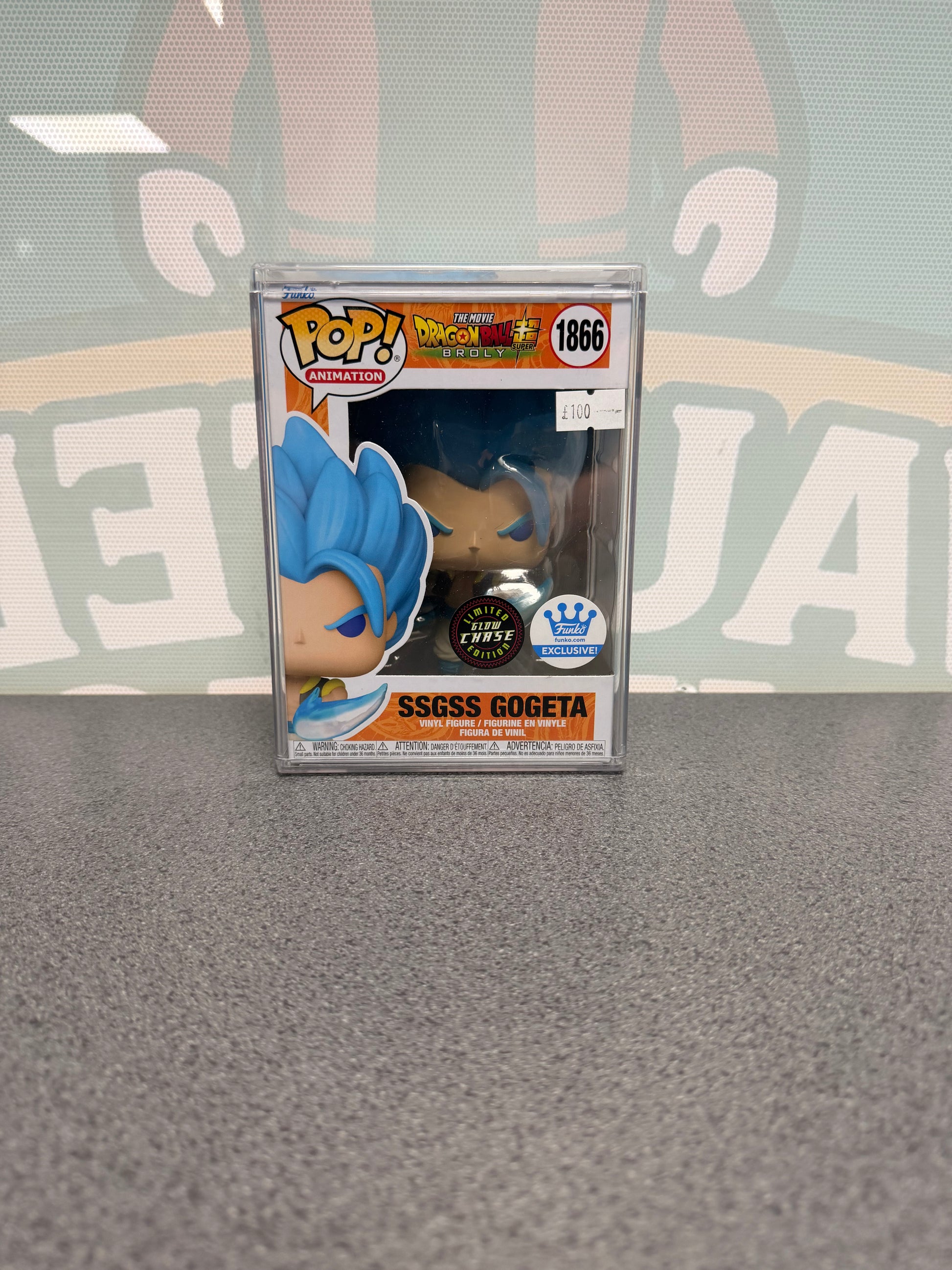 SSGSS Gogeta Funko Pop! #1866 – Glow Chase – Funko Exclusive – front of box