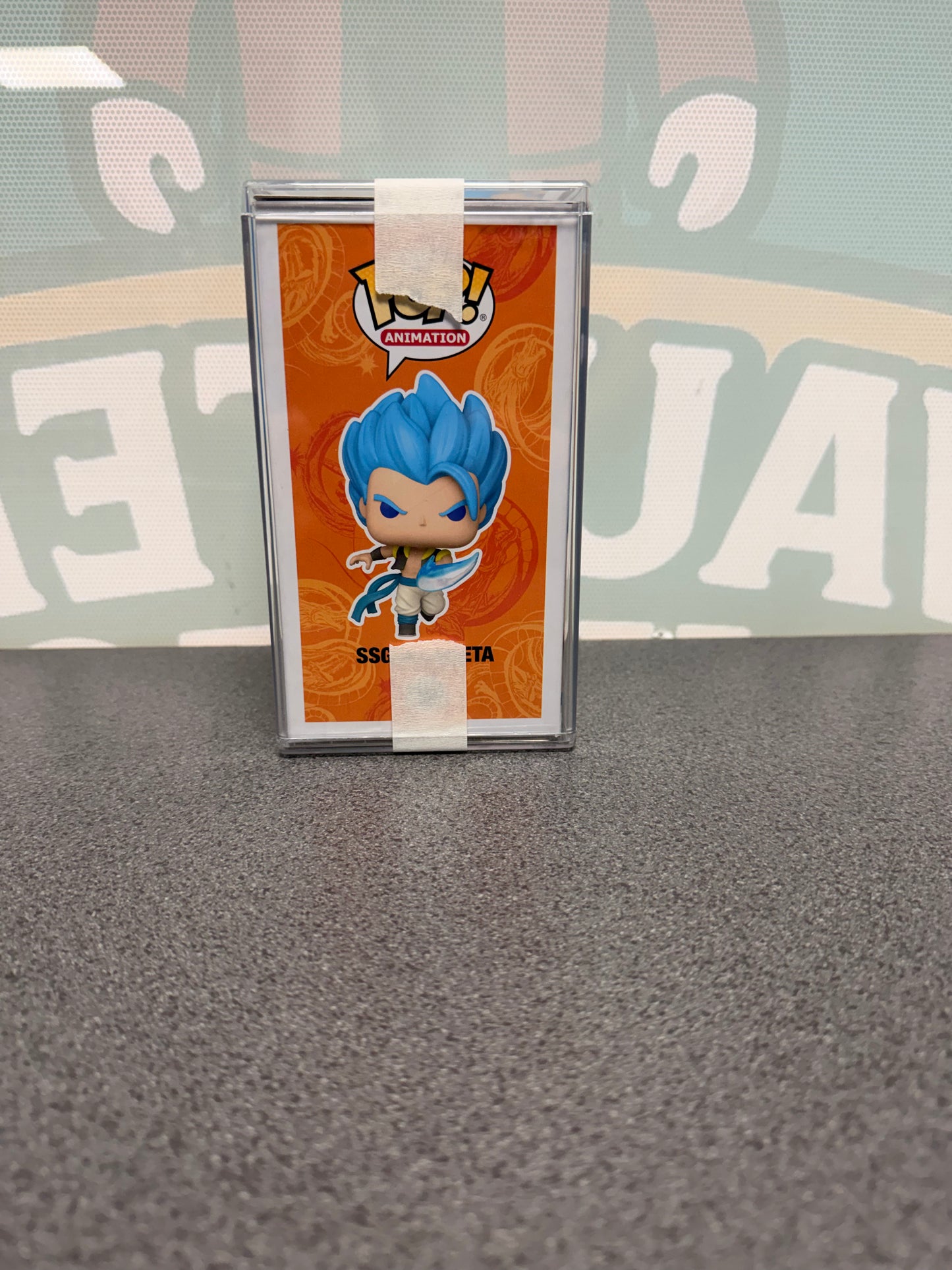 SSGSS Gogeta Funko Pop! #1866 – Glow Chase – Funko Exclusive – illustrated side of box