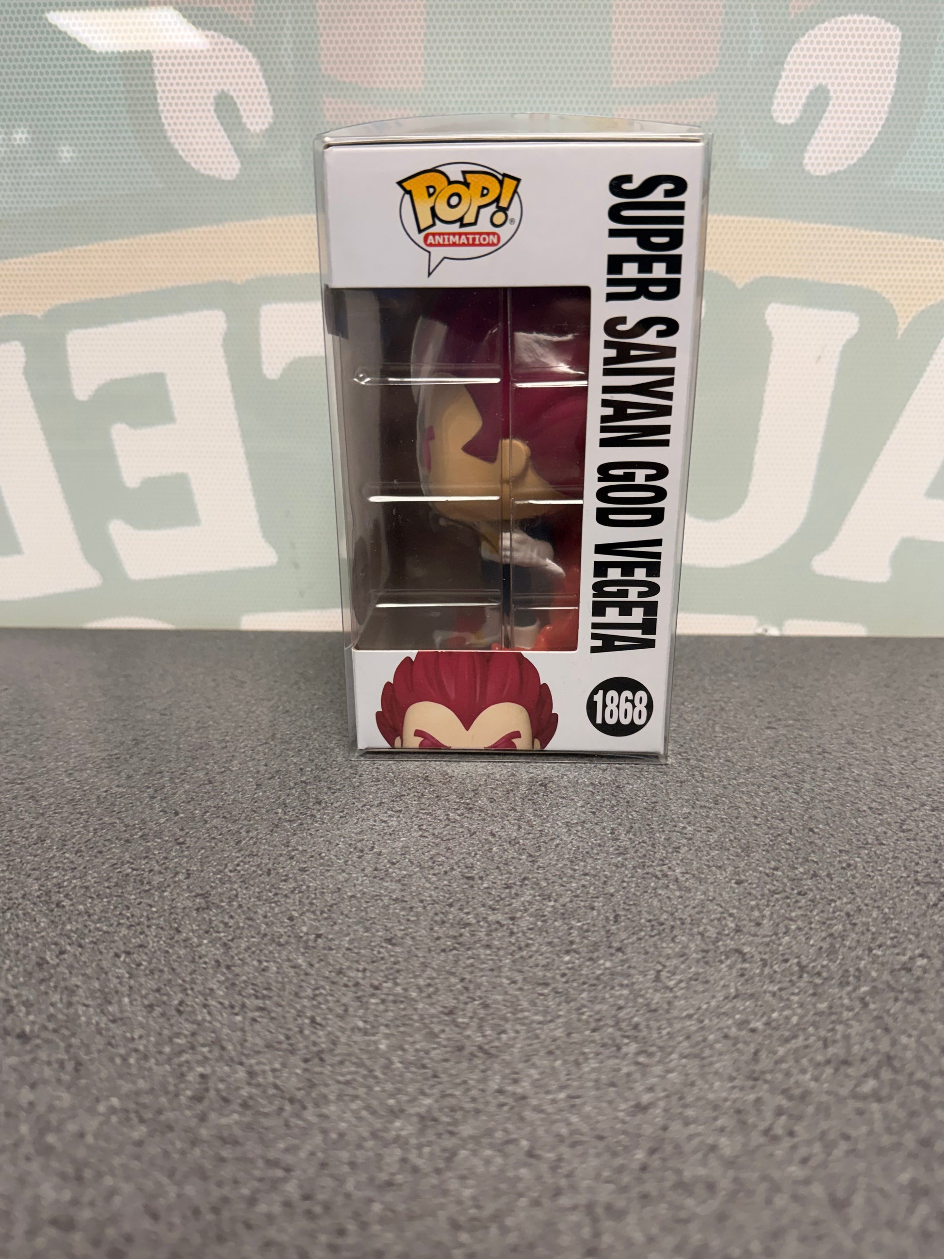 Super Saiyan God Vegeta Funko Pop! #1868 – Glow Chase – window side of box