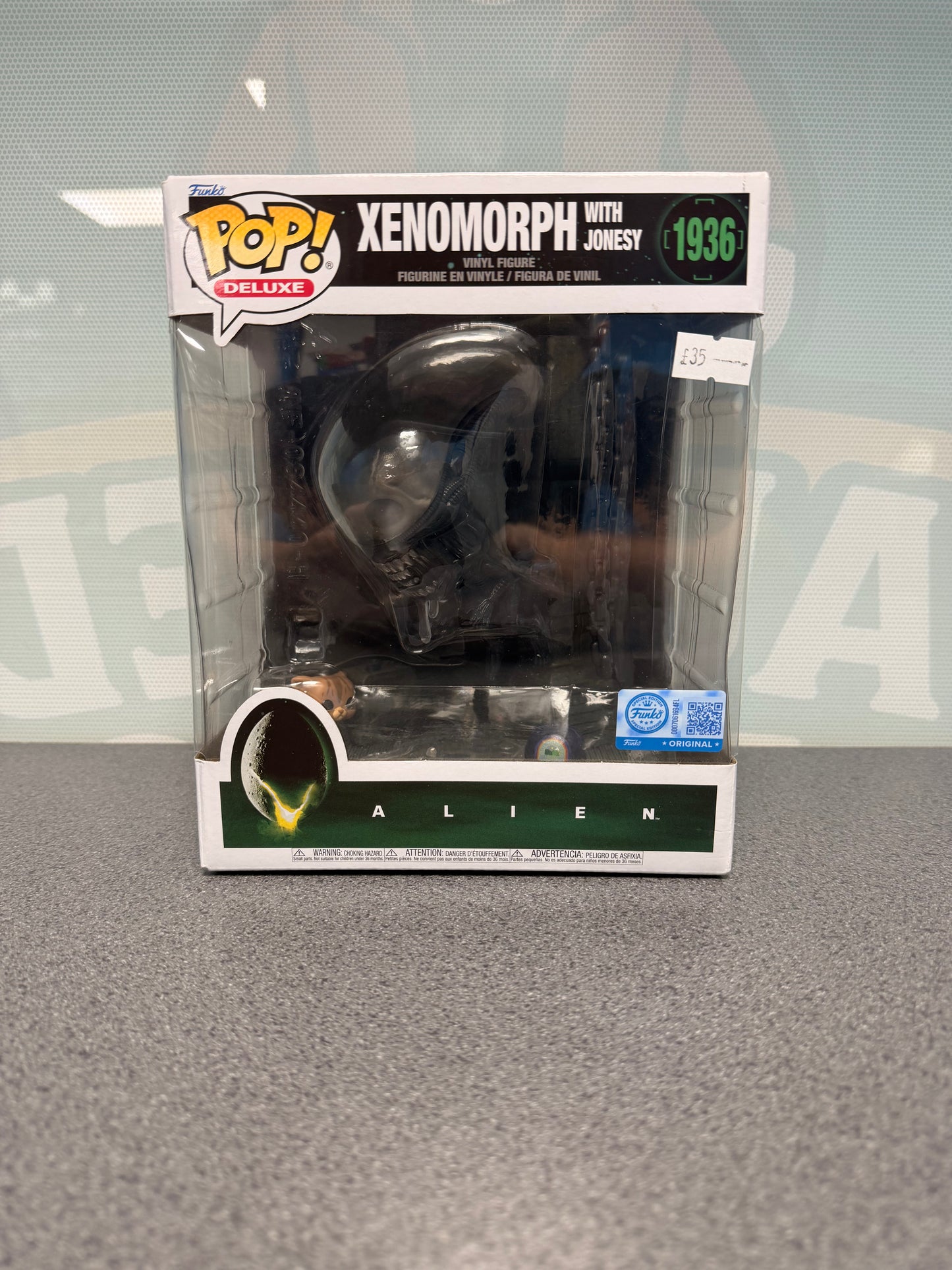 Xenomorph with Jonesy Funko Pop! Deluxe #1936 – front of box