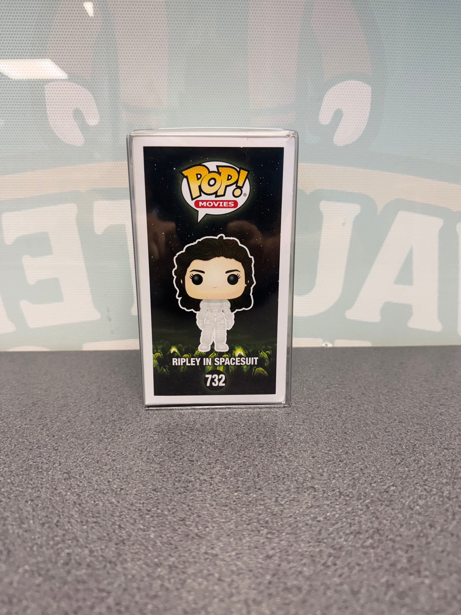 Ripley in Spacesuit Funko Pop! Movies #732 – illustrated side of box
