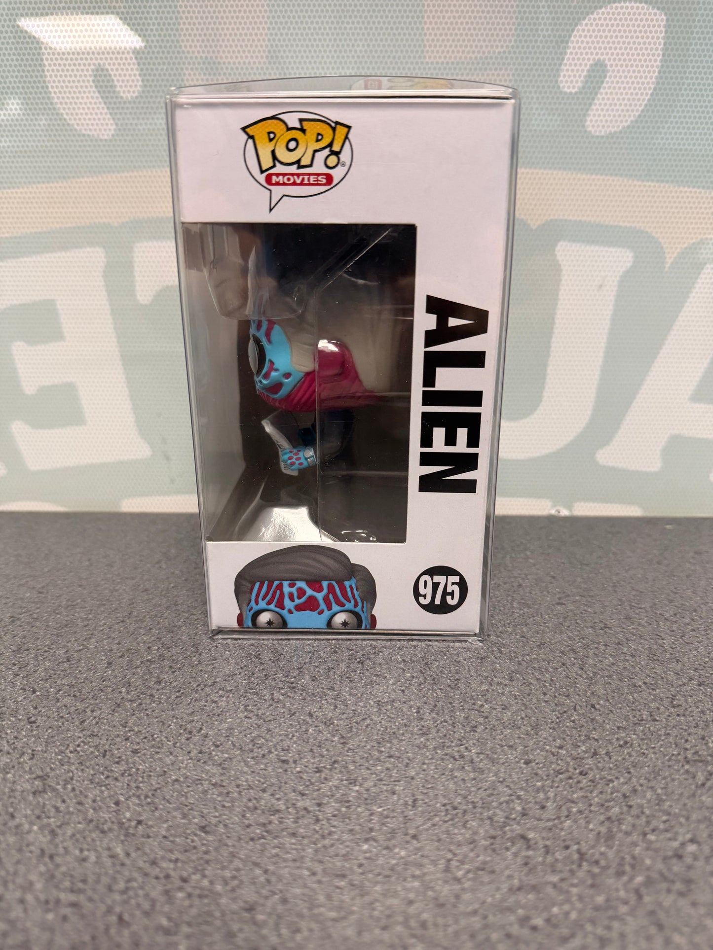 Alien Funko Pop! #975 – window side of box