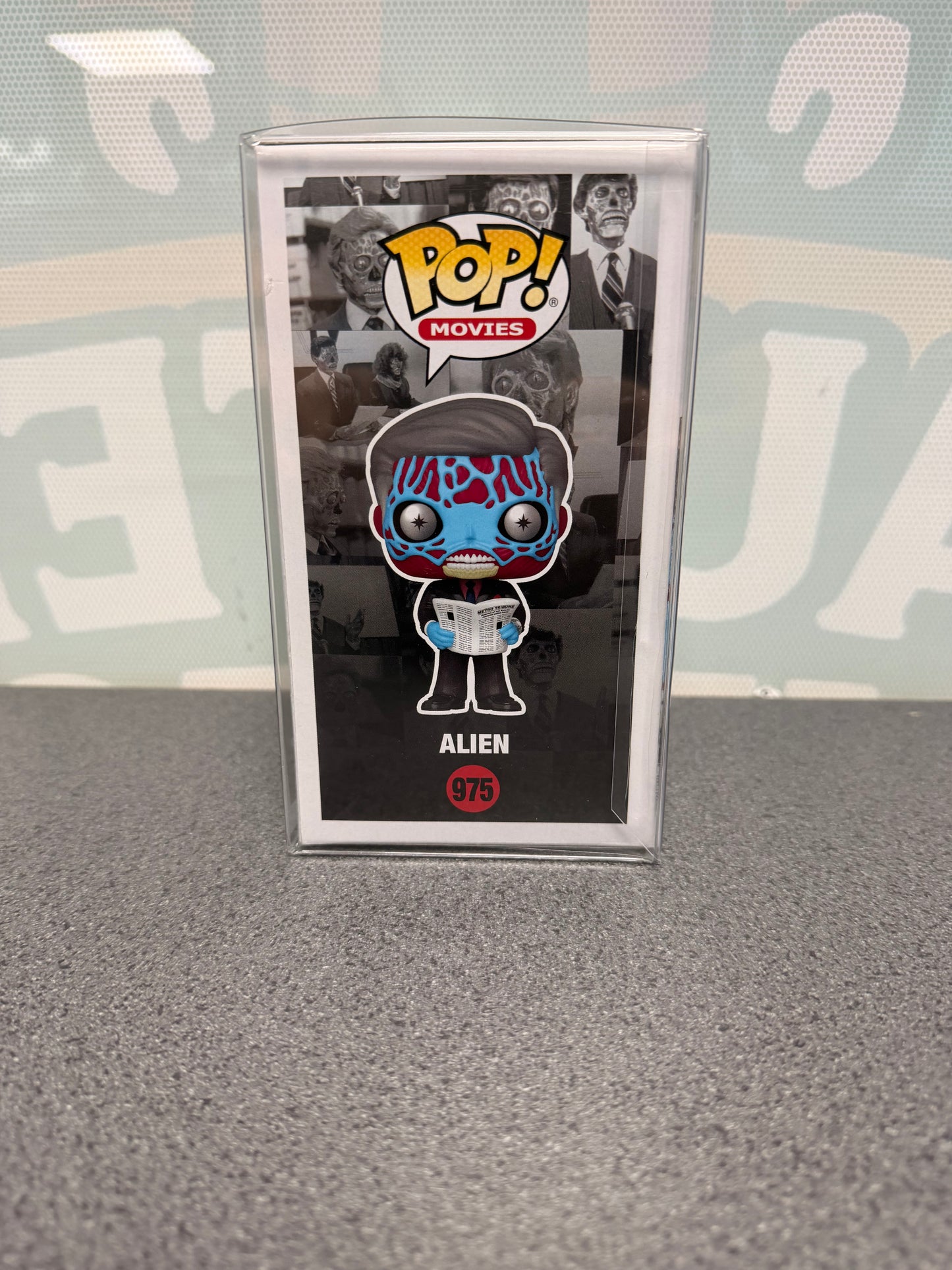 Alien Funko Pop! #975 – illustrated side of box