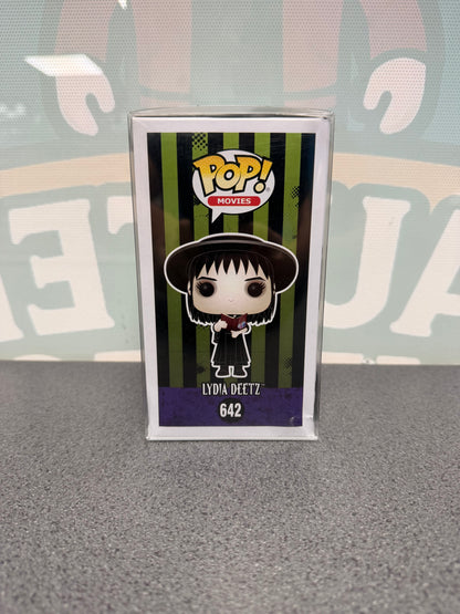 Lydia Deetz Funko Pop! #642 BoxLunch Exclusive – illustrated side of box