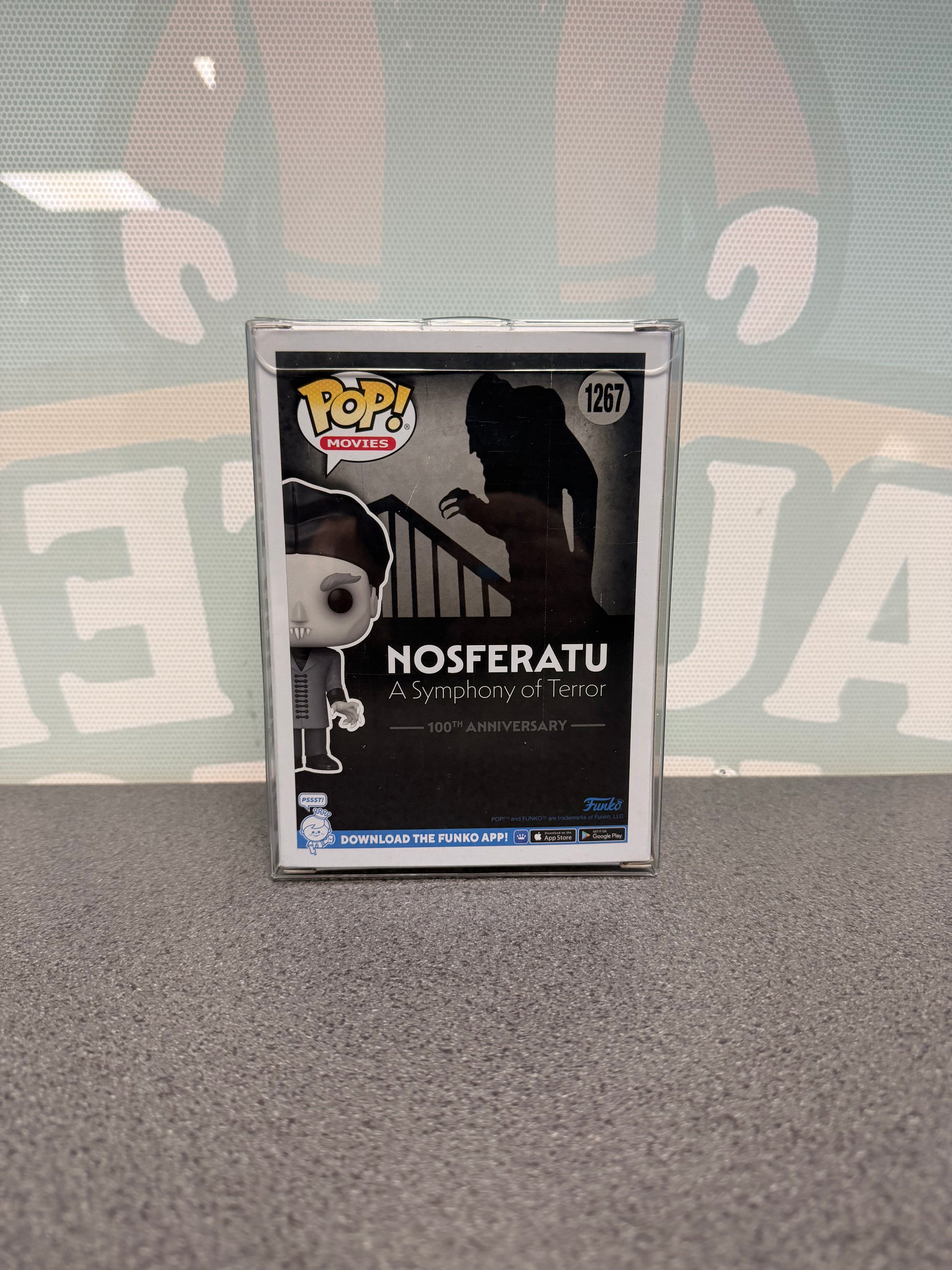 Count Orlok #1267 Black & White Chase Funko Pop! from Nosferatu – back of box