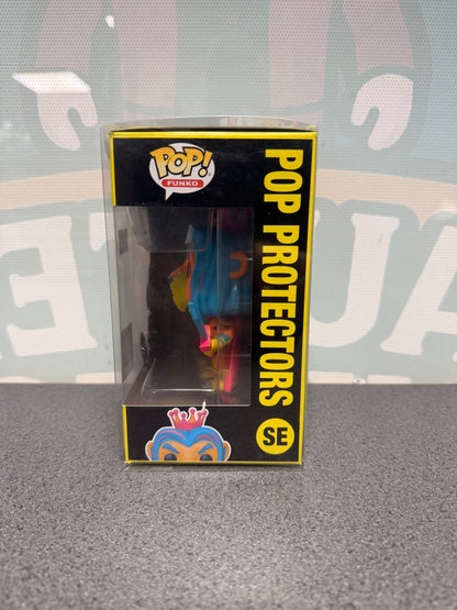 Window side of the Pop Protectors Funko Pop! SE box showing the lion mascot in profile.