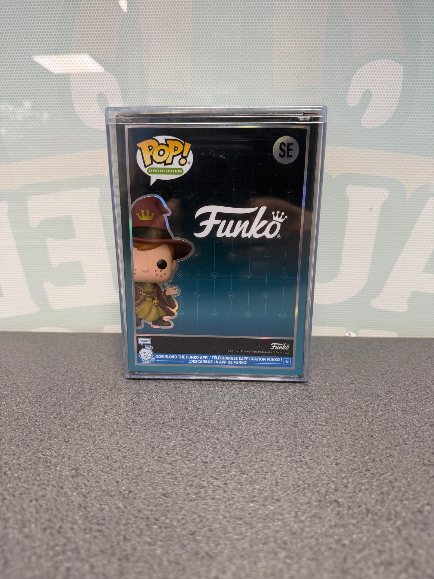 Rear of Freddy Funko Pop! SE 5000-piece Fall Convention edition packaging